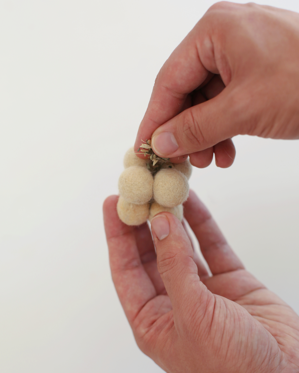 Catenary Pearl Toys - Image 3